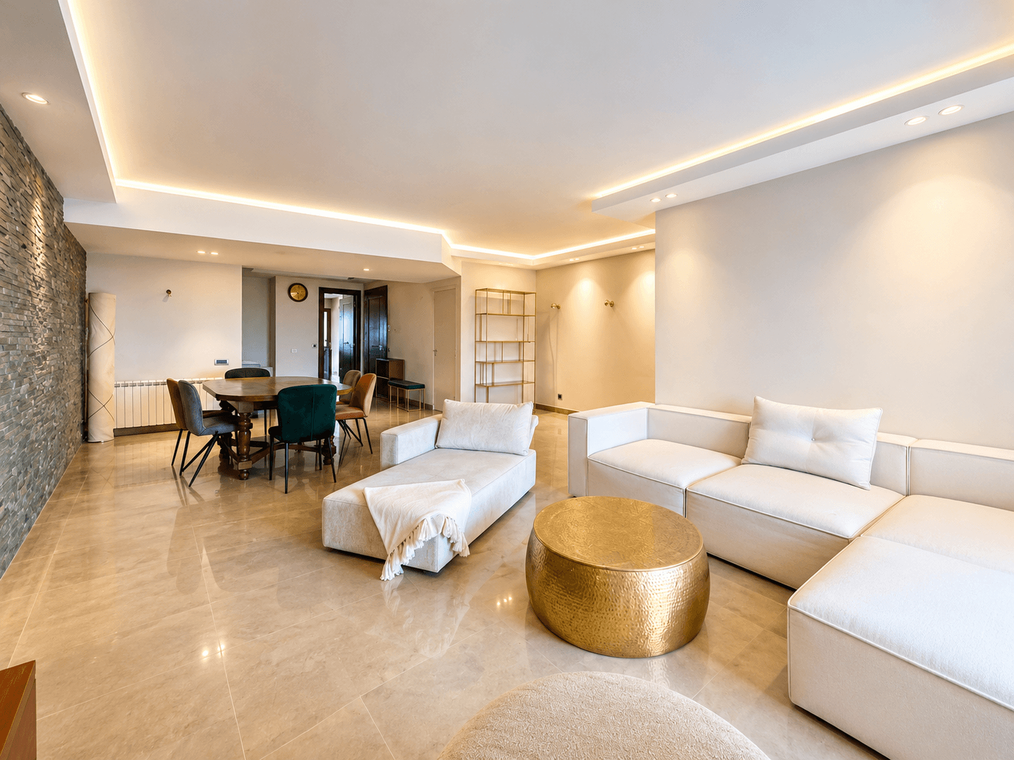 Racine/Appartement meublé 150m² - 3 chambres